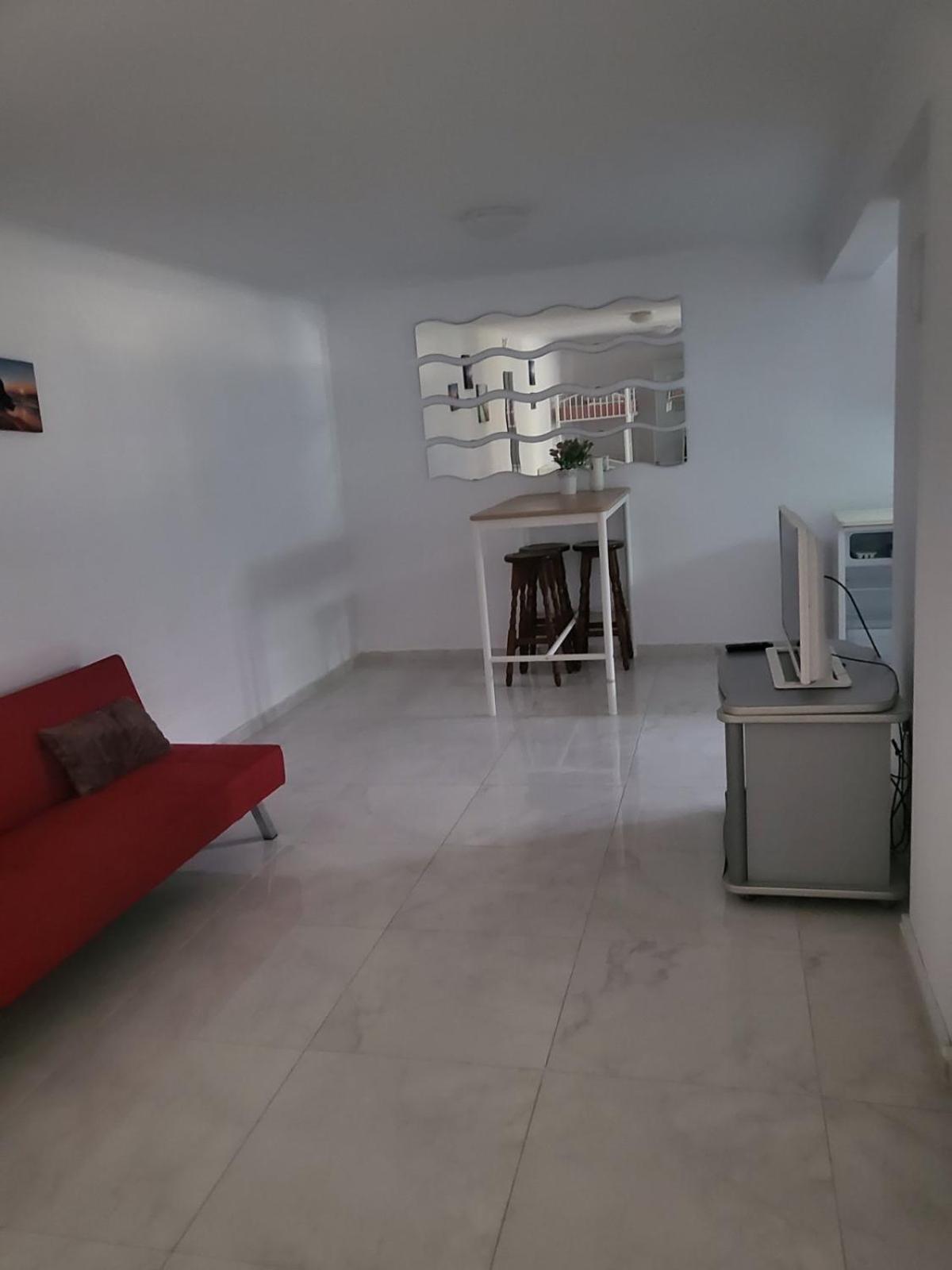 Villa Neyla Four Bedroom Coral Bay Beach Front Exterior photo